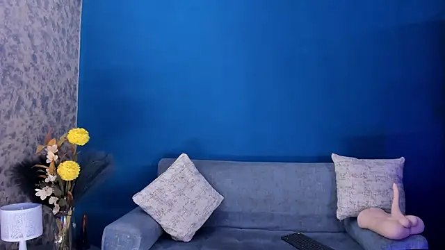 Snapshot of BellaMarieX chatting on September 19, 2025, 3:38 pm BellaMarieX online show from September 19, 2025, 3:38 pm