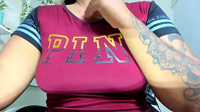 Snapshot of darsha_sahu chatting on October 20, 2025, 12:45 am darsha sahu online show from October 20, 2025, 12:45 am