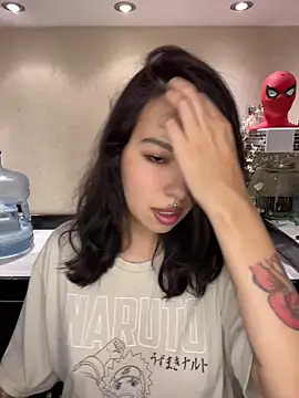 babyakem online show from April 24, 2026, 4:14 am