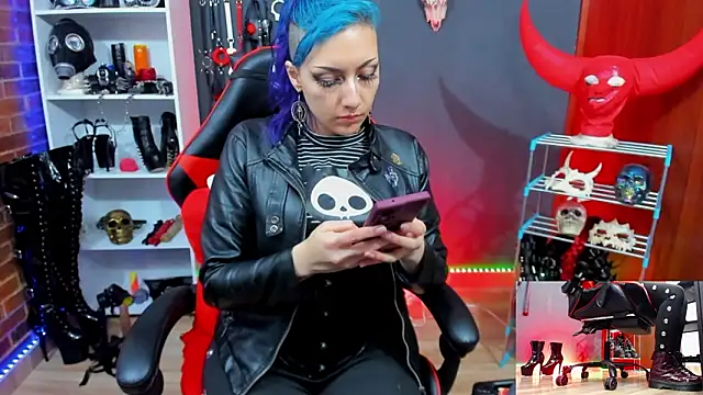 Mistress Yelena online show from March 25, 2026, 12:44 am