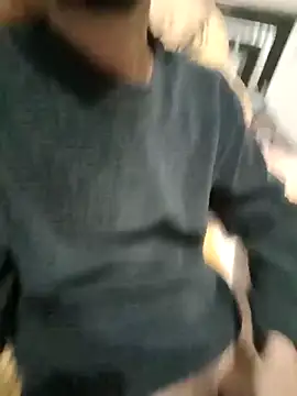 dreamtoungelick69 online show from January 6, 2026, 6:01 pm