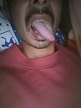 dreamtoungelick69 online show from July 4, 2026, 8:35 pm