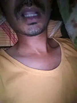 dreamtoungelick69 online show from April 16, 2026, 6:52 pm