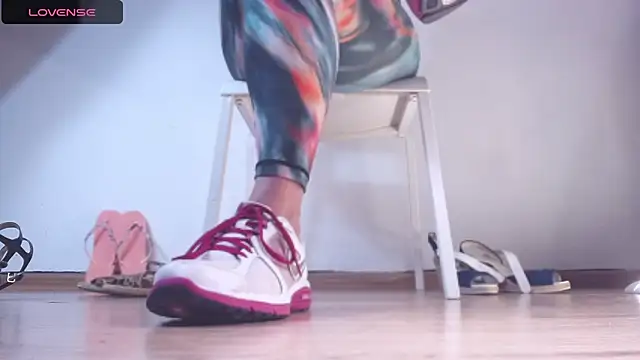 Snapshot of Foot_Goddes_ chatting on January 14, 2025, 10:17 am Foot Goddes online show from January 14, 2025, 10:17 am