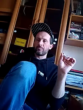 Snapshot of FireFox_Feel chatting on March 20, 2025, 7:58 am FireFox Feel online show from March 20, 2025, 7:58 am