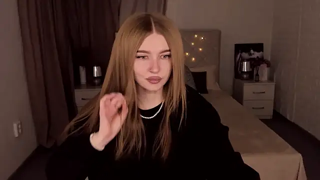 ViolettaLopez online show from January 29, 2025, 2:32 pm