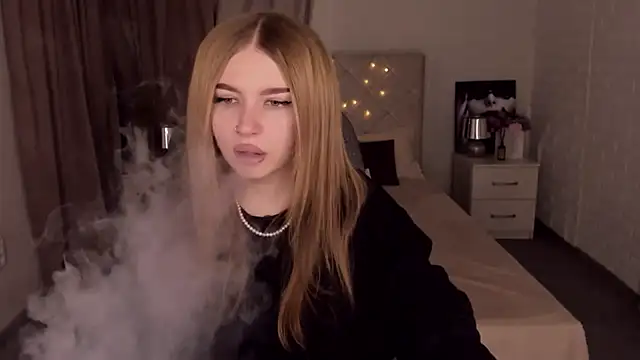 ViolettaLopez online show from January 30, 2025, 4:34 pm