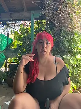 sofy alone online show from November 24, 2025, 2:39 pm