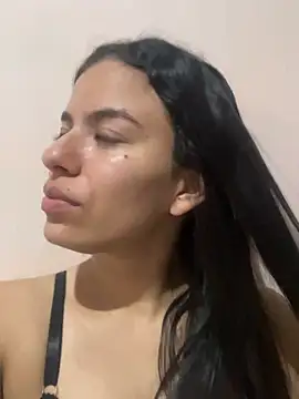 Snapshot of roman_and_jessie chatting on February 2, 2026, 7:35 pm roman and jessie online show from February 2, 2026, 7:35 pm