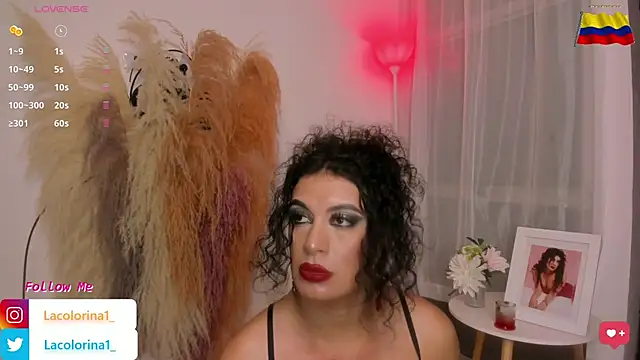 LaColorina  online show from September 10, 2025, 5:06 am