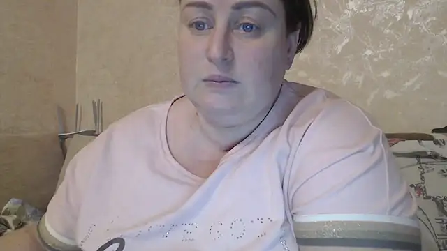Amy August online show from March 8, 2025, 5:33 pm