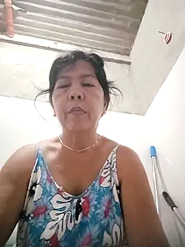 TropicalFlower online show from November 30, 2025, 11:27 pm