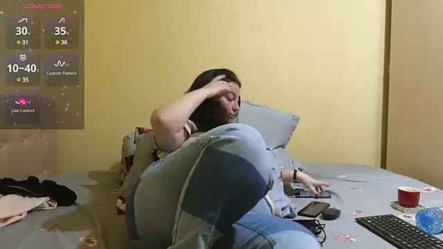 BBW MILF 4U online show from March 3, 2025, 12:06 pm