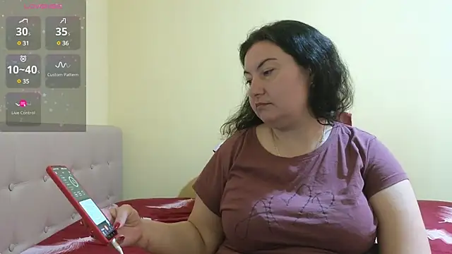 BBW MILF 4U online show from March 10, 2025, 11:12 am