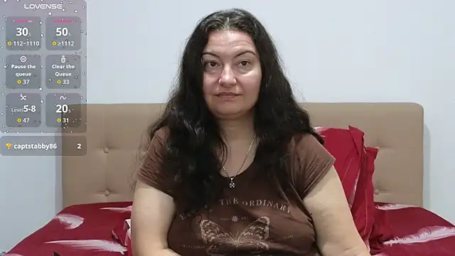 Snapshot of BBW_MILF_4U chatting on October 31, 2025, 8:22 am BBW MILF 4U online show from October 31, 2025, 8:22 am