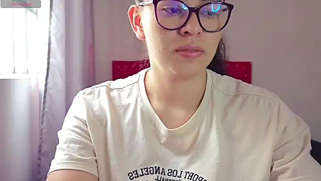 mayhott2 online show from November 6, 2025, 6:45 pm