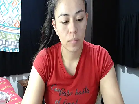 mayhott2 online show from February 6, 2025, 11:15 pm