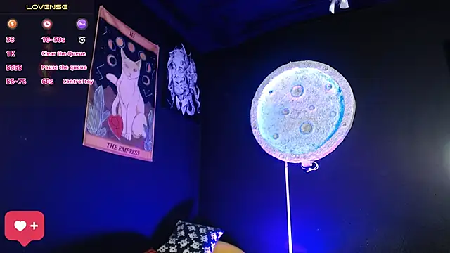 girl intense444 online show from November 21, 2025, 12:59 pm