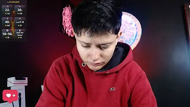 Snapshot of girl_intense444 chatting on October 8, 2025, 12:39 pm girl intense444 online show from October 8, 2025, 12:39 pm