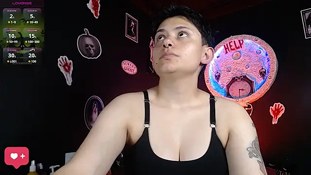 Snapshot of girl_intense444 chatting on October 27, 2025, 7:15 pm girl intense444 online show from October 27, 2025, 7:15 pm