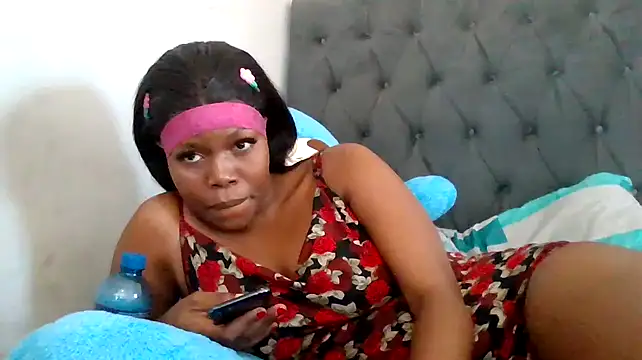 cherryontopy online show from February 10, 2025, 1:01 pm