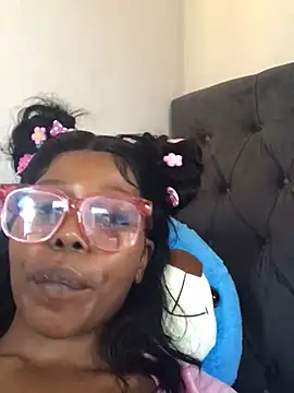 cherryontopy online show from December 26, 2024, 4:47 pm