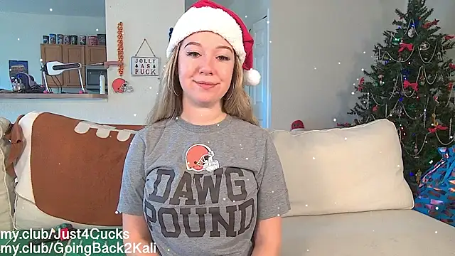 boomboomr00m online show from December 21, 2025, 7:04 pm