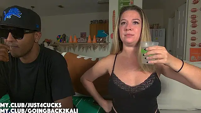 Snapshot of boomboomr00m chatting on October 21, 2025, 2:11 am boomboomr00m online show from October 21, 2025, 2:11 am