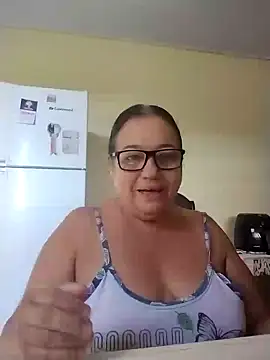 Snapshot of catdool chatting on February 28, 2025, 11:03 am catdool online show from February 28, 2025, 11:03 am