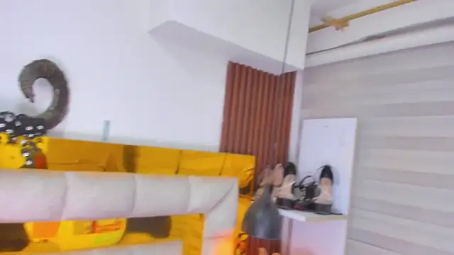 Snapshot of bigass_monic chatting on October 13, 2025, 2:57 am bigass monic online show from October 13, 2025, 2:57 am