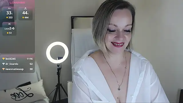 Tilly Eliot online show from March 3, 2025, 12:01 am