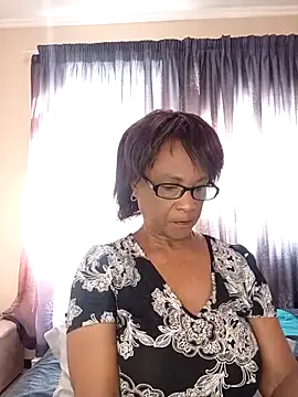 Hotgrannyx online show from June 7, 2026, 6:40 am