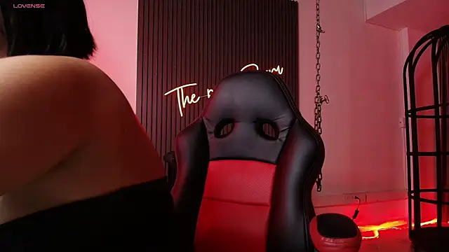 arianna smith  online show from September 20, 2025, 7:19 pm