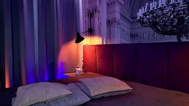 SofiaFoster  online show from January 27, 2025, 1:41 pm