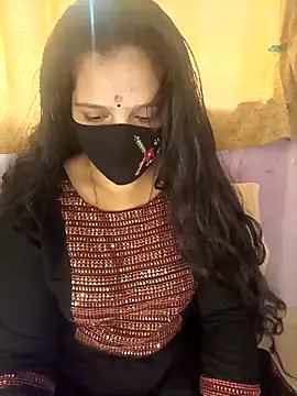 Snapshot of Rising_Smiler chatting on February 7, 2026, 8:55 am Rising Smiler online show from February 7, 2026, 8:55 am