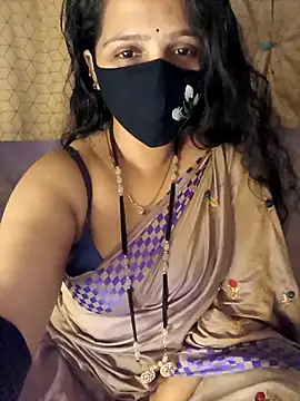 Snapshot of Rising_Smiler chatting on March 2, 2026, 6:15 pm Rising Smiler online show from March 2, 2026, 6:15 pm