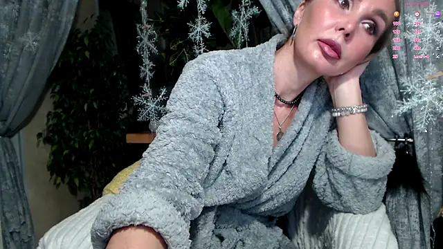 Snapshot of Aurora108 chatting on January 9, 2026, 10:49 pm Aurora108 online show from January 9, 2026, 10:49 pm