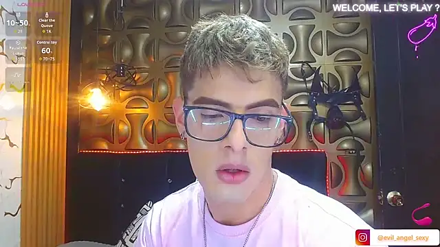 angel sexyevil online show from November 10, 2025, 12:21 pm