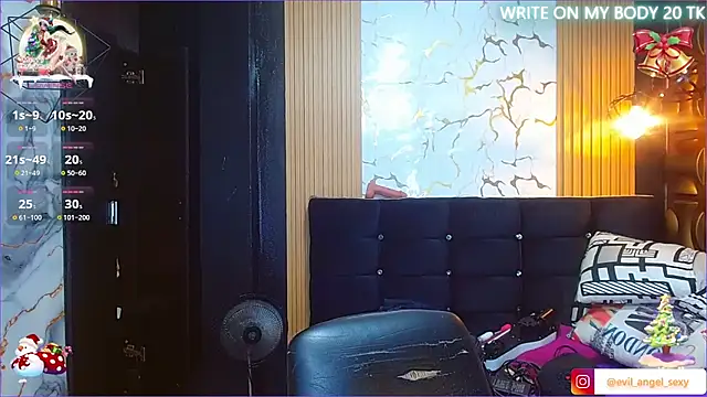 angel sexyevil online show from December 21, 2025, 12:18 pm