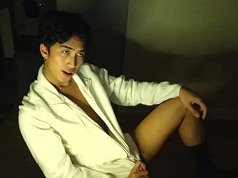 mierllanos online show from January 16, 2026, 11:42 pm