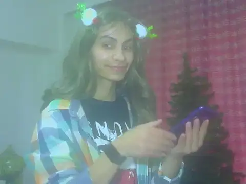 hotSANDRA STARR online show from December 14, 2025, 12:44 pm