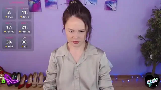 VickyGolden online show from February 9, 2025, 8:32 am