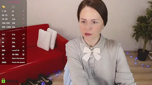 Snapshot of VickyGolden chatting on March 4, 2026, 5:15 am VickyGolden online show from March 4, 2026, 5:15 am