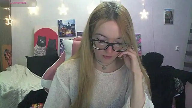 SecretSophia online show from January 6, 2026, 2:04 am