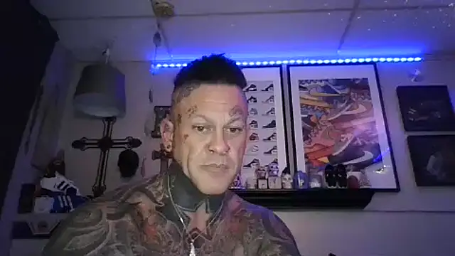 Snapshot of Brandontaylor1981 chatting on December 9, 2024, 6:03 pm Brandontaylor1981 online show from December 9, 2024, 6:03 pm