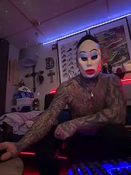 Snapshot of Brandontaylor1981 chatting on December 31, 2024, 2:08 am Brandontaylor1981 online show from December 31, 2024, 2:08 am