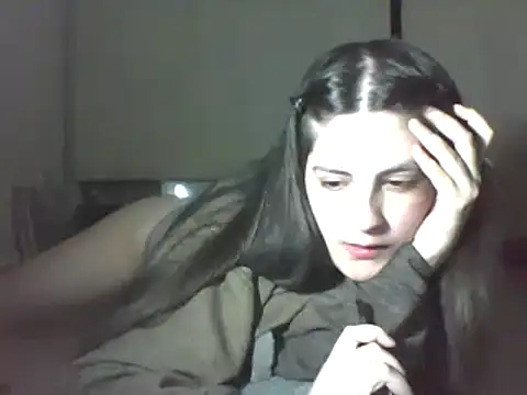 Snapshot of Insomniacl chatting on December 21, 2024, 4:30 am Insomniacl online show from December 21, 2024, 4:30 am