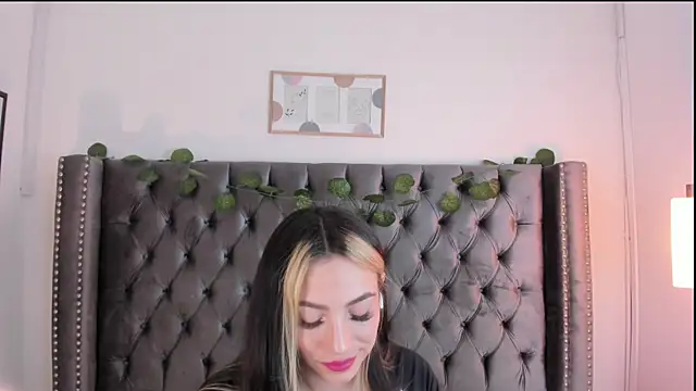 Kim Blane online show from March 15, 2025, 4:13 am