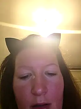 Snapshot of Analimado18 chatting on September 15, 2025, 9:15 pm Analimado18 online show from September 15, 2025, 9:15 pm