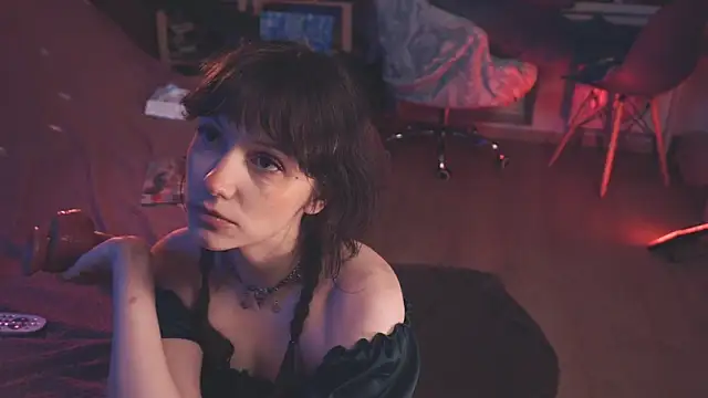 juby yuby online show from January 10, 2025, 5:02 pm